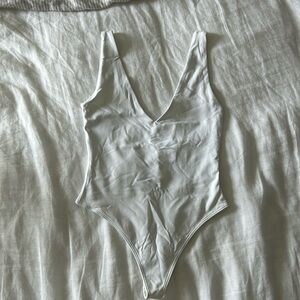 Aritzia V neck bodysuit